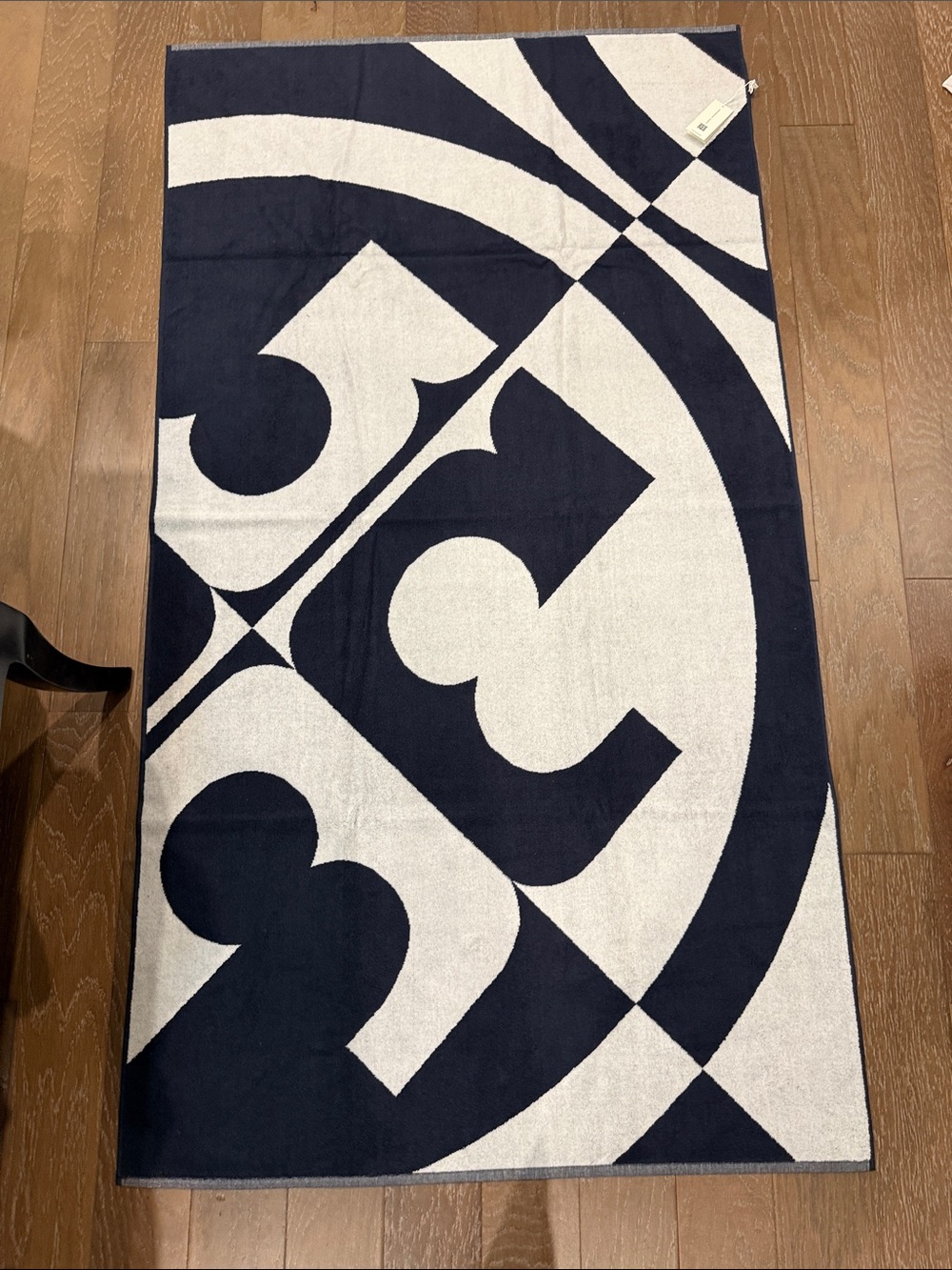 Tory Burch Colorblock T Navy and White Logo-Print Towel